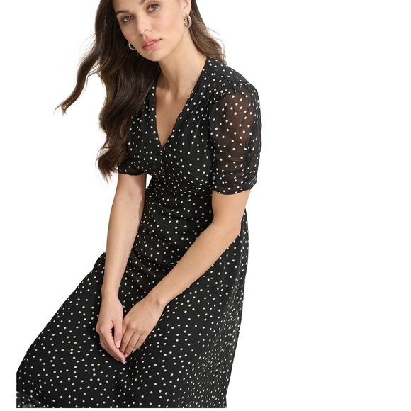 Women dress, NAVY! size 16 - more like 12…. DKNY - Picture 7 of 10